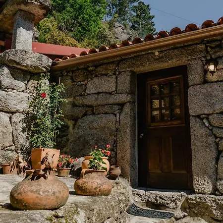 Casas Da Peneda - Geres *