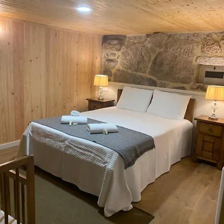 Casas Da Peneda - Geres *