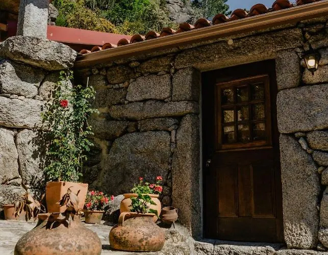Casas Da Peneda - Geres *