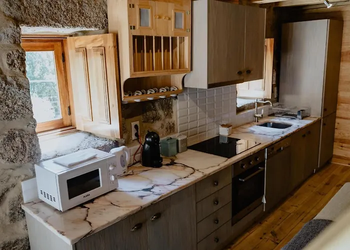 Casas Da Peneda - Geres *