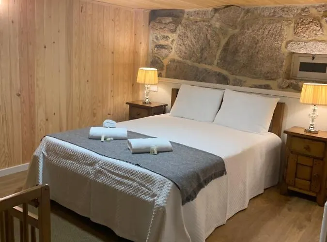 Casas Da Peneda - Geres *